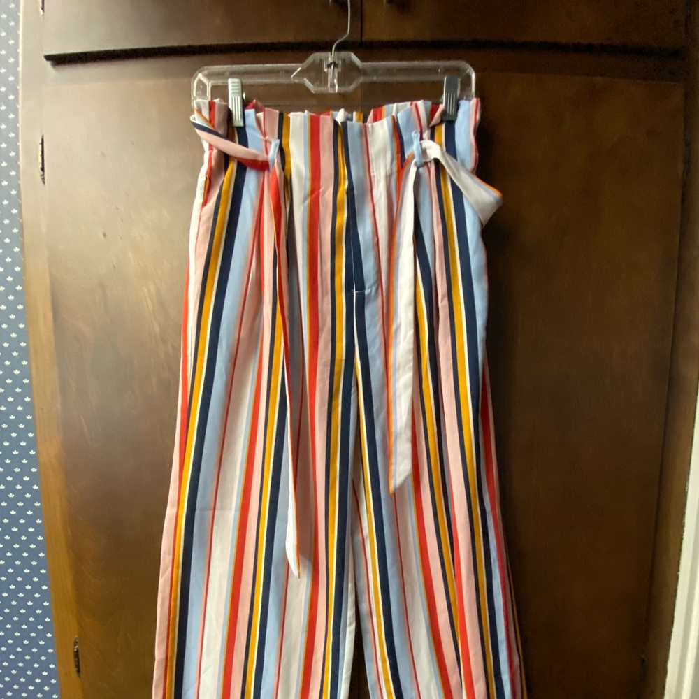 Paperbag style pants